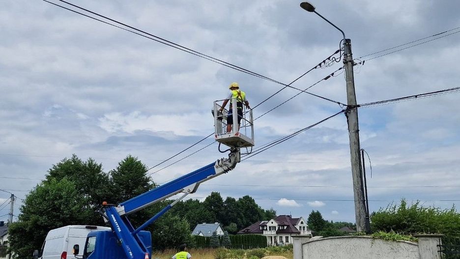 Samorząd gminy Święciechowa zlecił postawienie lamp w kilku miejscowościach