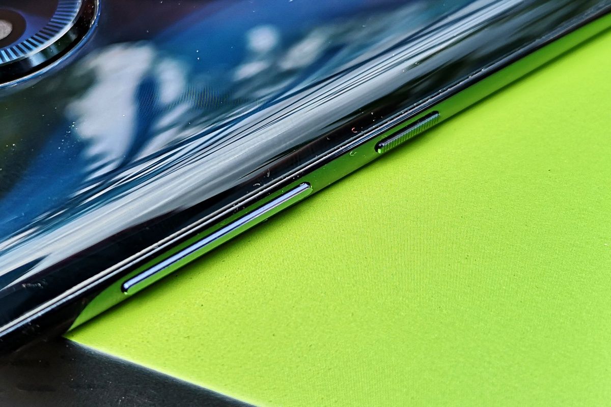 Motorola Moto G6 – test smartfonu z lekkim i sprawnym Androidem 9