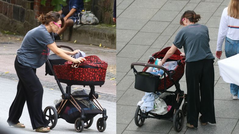 Olga Bołądź z rodziną w Sopocie