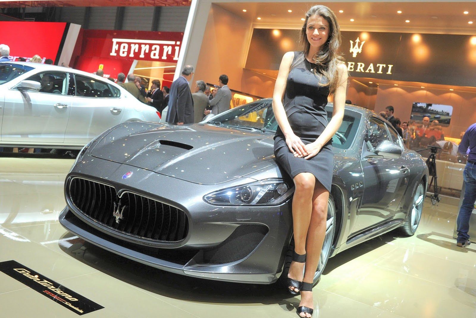 Hostessy z Geneva Motor Show 2013 [galeria] 14
