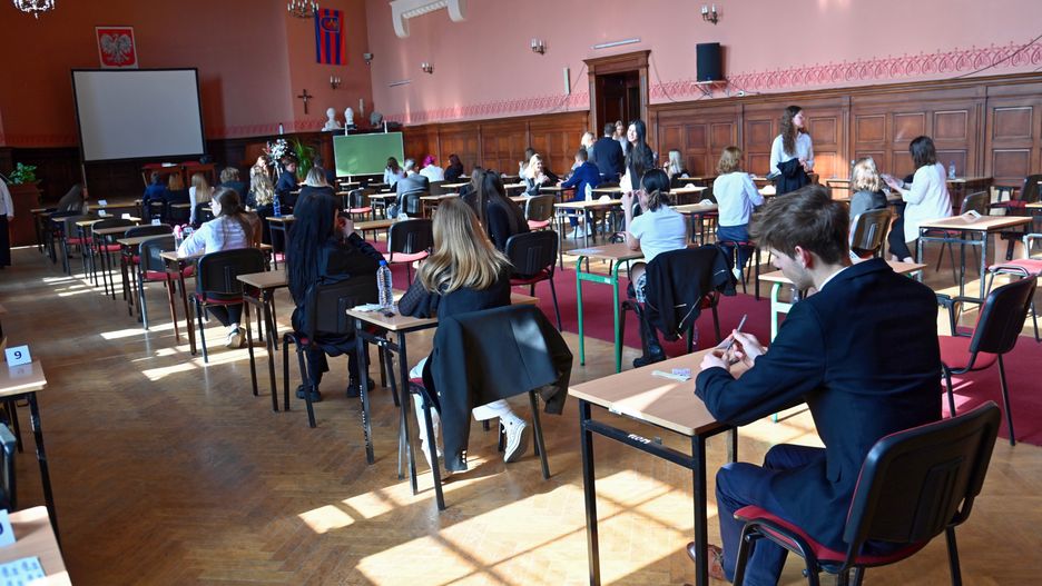 Matura: geografia i egzaminy ustne z j. polskiego oraz j. angielskiego. Maturzyści oceniają