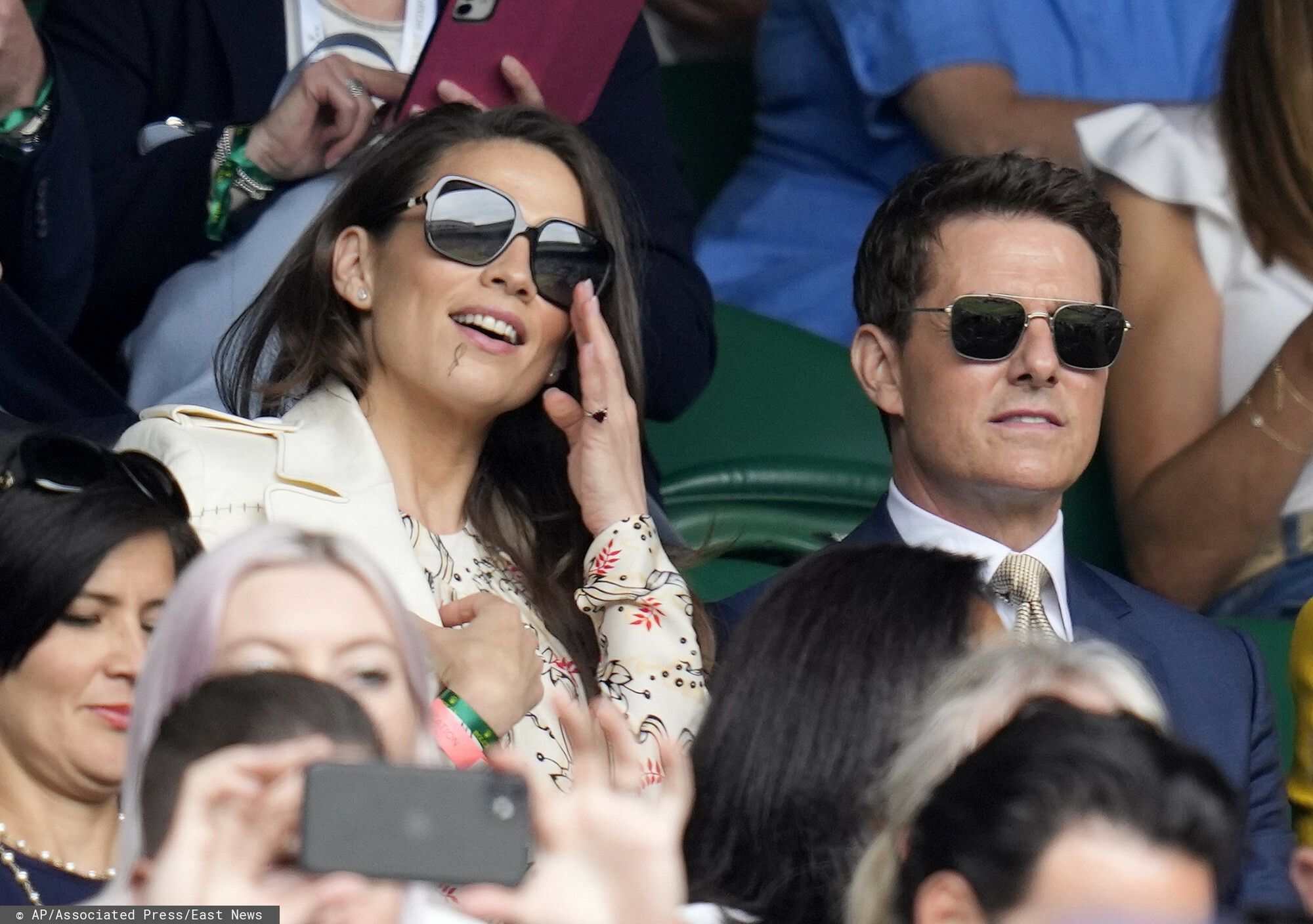 Tom Cruise i Hayley Atwell na trybunach Wimbledonu