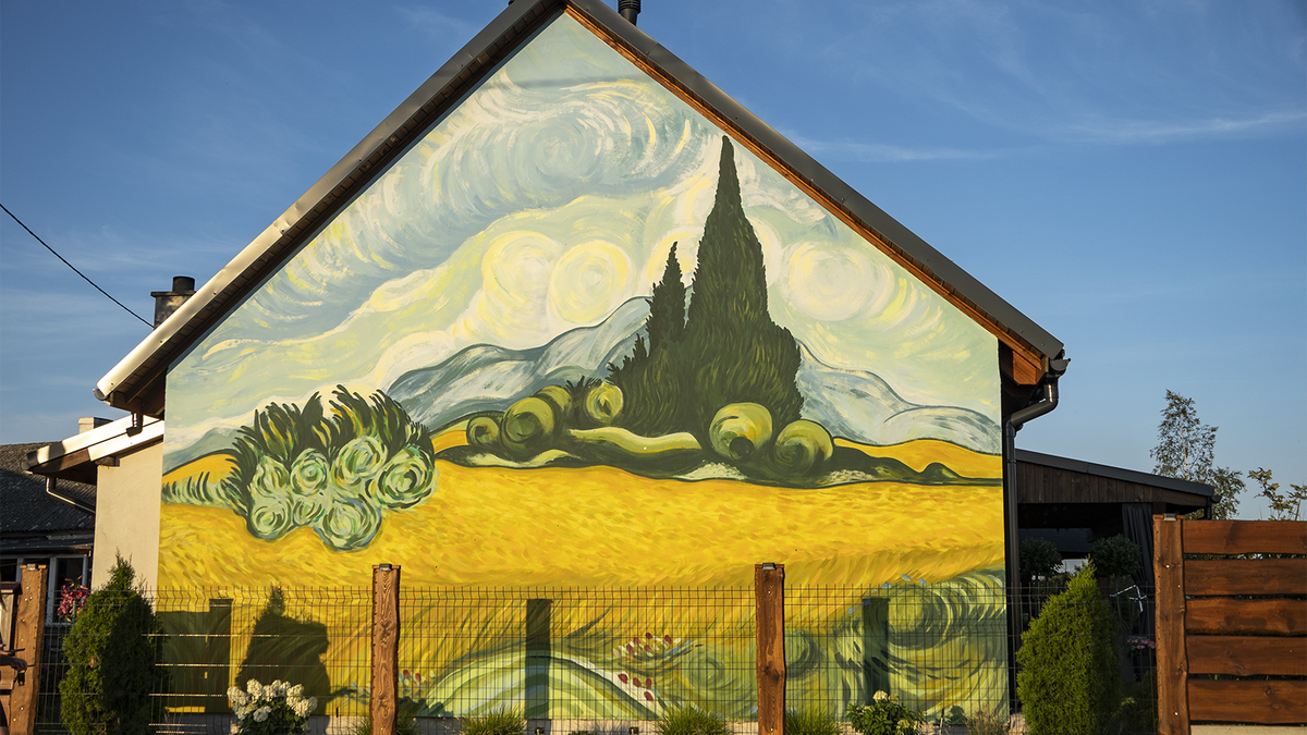 Brzózki, murale