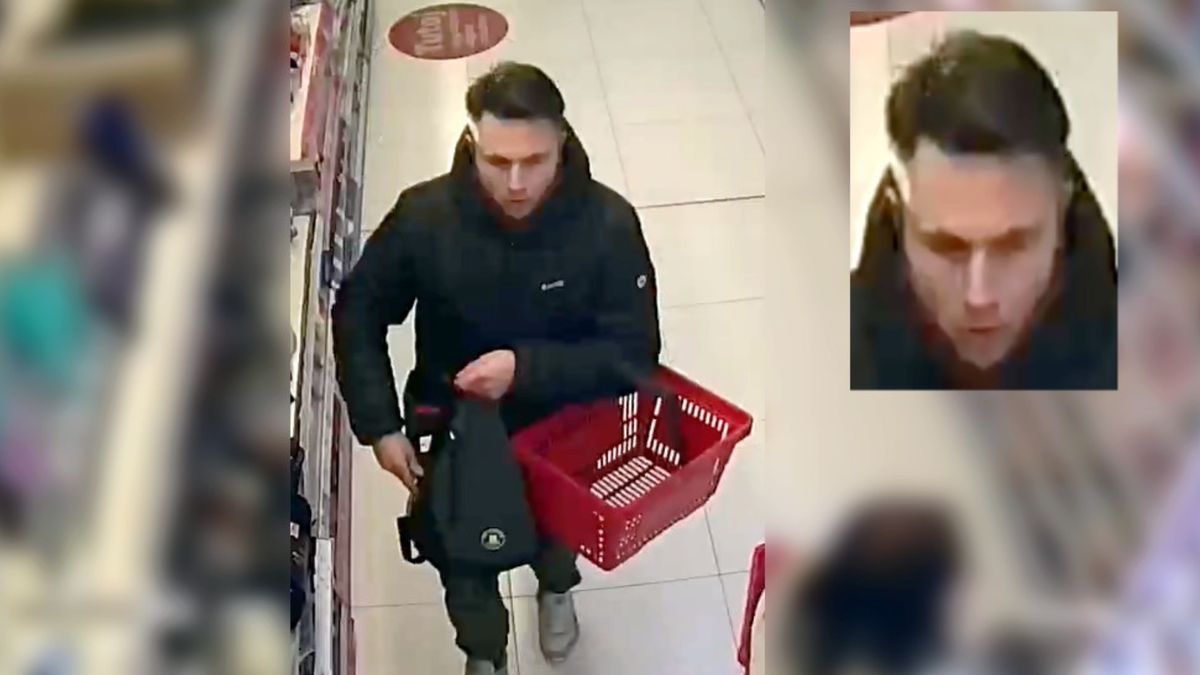 Policjanci poszukują tego mężczyzny.