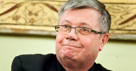 Wybory 2020 r. Ks. prof. Alfred Wierzbicki odniósł się do "ideologii LGBT": Politycy kreują demony nienawiści