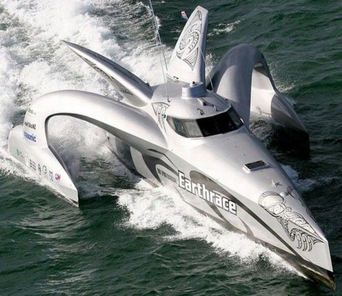 Niewidzialny (prawie) dla radarów trimaran zapoluje na wielorybników (wideo) 2