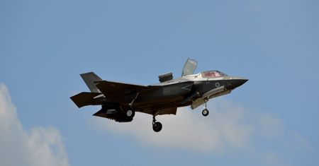 Brytyjski F-35B rozbił się na Morzu Śródziemnym. Myśliwiec runął do wody
