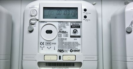 Rekordowe ceny energii nie tylko w Polsce. Tak z problemem radzą sobie inni