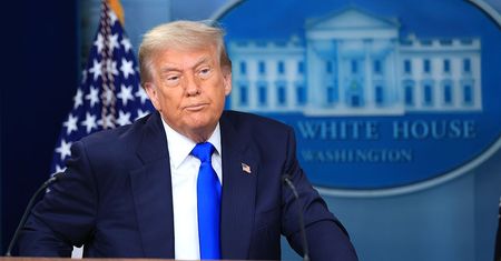 Zwrot ws. ceł. Trump podpisał dekret