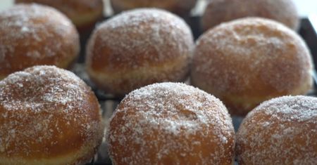 Przepis na pączki inaczej. O tym składniku byś nie pomyślał