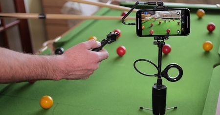 miniRIG to akcesorium, dzięki któremu nagrasz smartfonem ładniejsze filmy