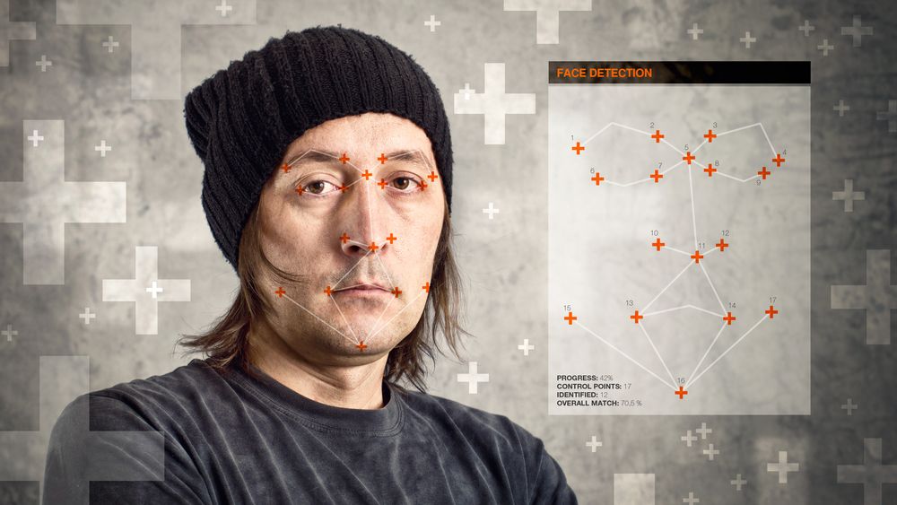 Jeden z etapów rozpoznawania twarzy z depositphotos