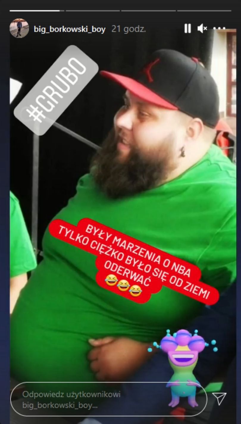 Mateusz "Big Boy" Borkowski prezentuje zdjęcie sprzed metamorfozy