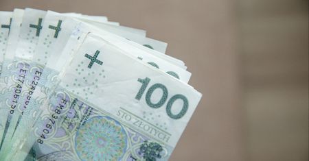Skarbówka sprawdza takie przelewy. Adwokatka wskazuje, czego unikać
