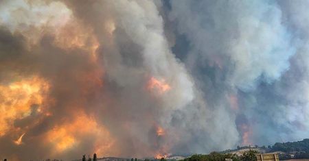Ogniste tornada i burze nad Australią wyglądają jak armagedon