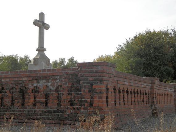 Zbudują przejście do najbardziej tajemniczego cmentarza w Warszawie. Leży tam 500 ofiar cholery