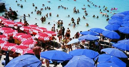 Tego jeszcze nie było. Rezerwacja, aby wejść na plażę