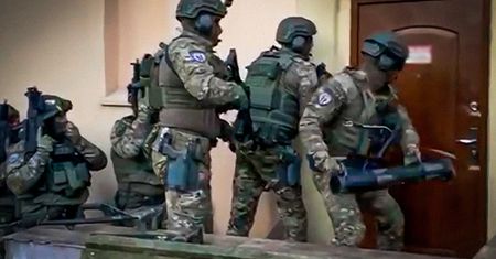 Wielka akcja policji. Zabezpieczono m.in. nielegalne testy na koronawirusa