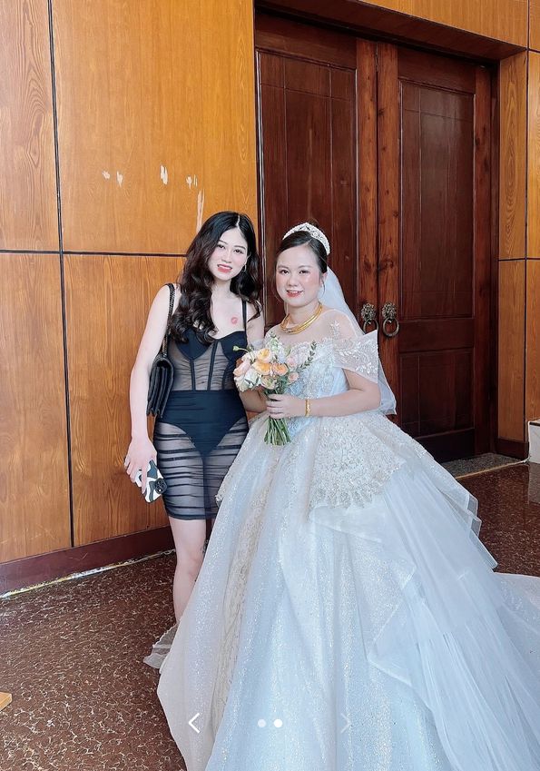 Tiktokerka włożyła "nagą sukienkę" na ślub