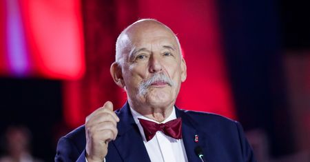 Sposób na powrót do Sejmu? Korwin-Mikke założył trzecią partię