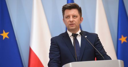 Afera mailowa. Poseł o tłumaczeniach Dworczyka: "Z pełną premedytacją nie mówi prawdy"