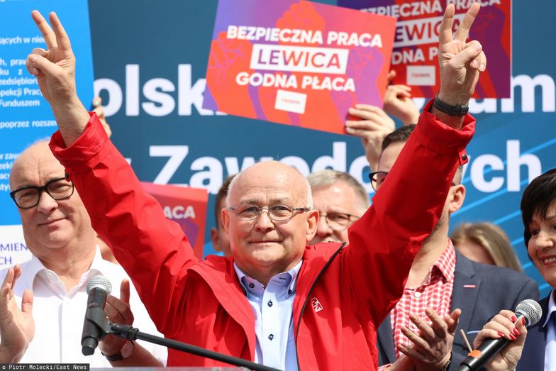 Pochód pierwszomajowy w Warszawie. Chcą zmian w prawie, aby zwalnianie z pracy związkowców było trudniejsze