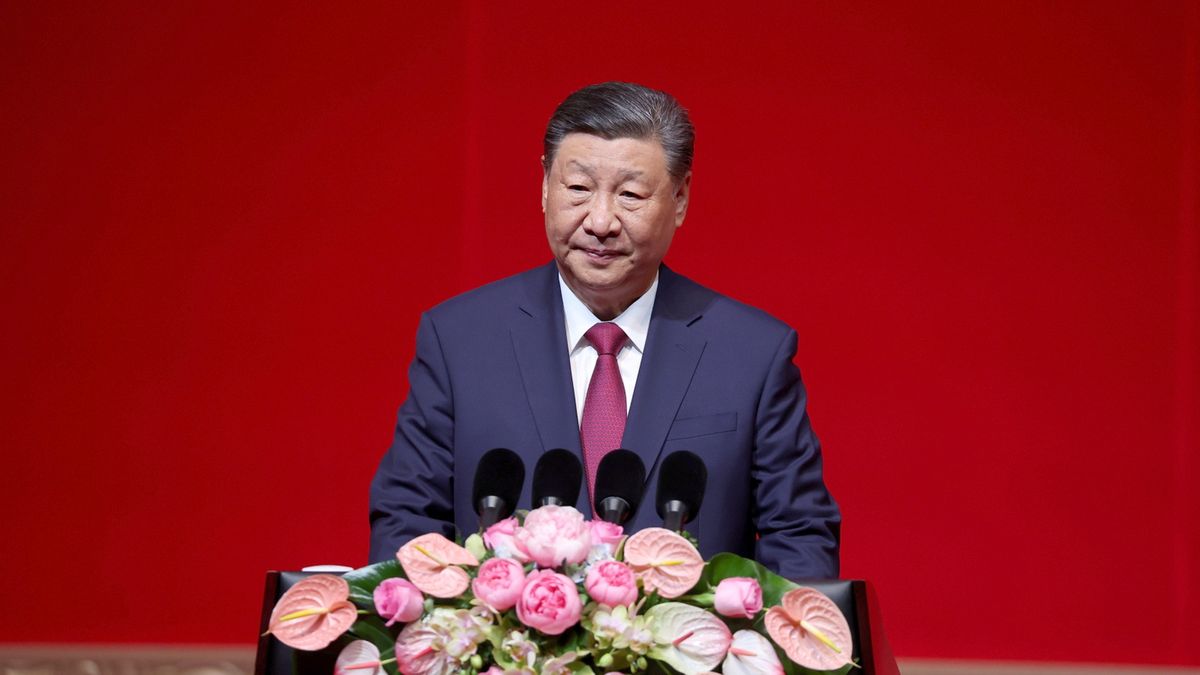 Odsłonili niewygodną prawdę. Tak Chiny "kupują" kraj w Europie