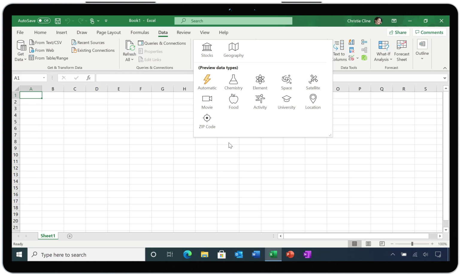 Nowe typy danych w Excelu, fot. Microsoft.