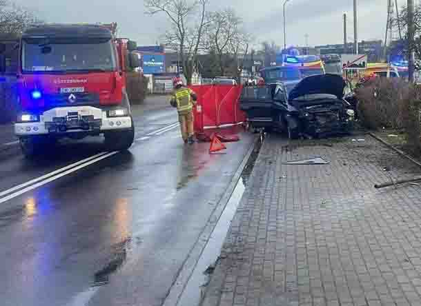 Polkowice: Śmiertelny wypadek. Skoda uderzyła w ogrodzenie, zginął 73‑latek