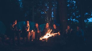 To będzie magiczny, letni wieczór. Stowarzyszenie Nowa Przestrzeń zaprasza na Czytanie Legend Głogowskich przy ognisku. Wstęp wolny
