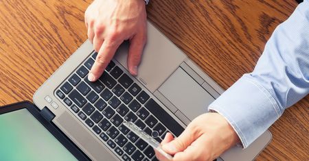 Wyciek danych z popularnego serwisu? Pojawiła się oferta sprzedaży