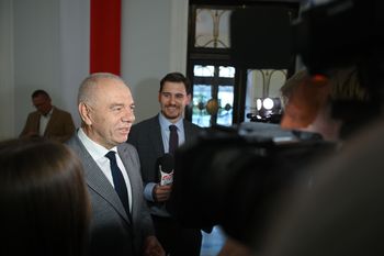 Sasin o marginalizacji Morawieckiego. "Żadnych walk nie ma"