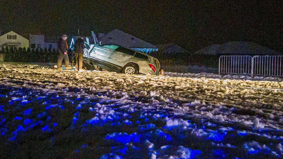 Siedem osób zostało rannych w zderzeniu dwóch aut