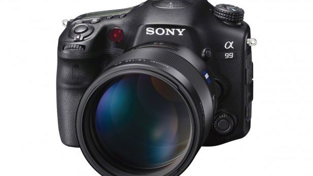 Sony SLT-A99 - pełna klatka z półprzezroczystym lustrem 1