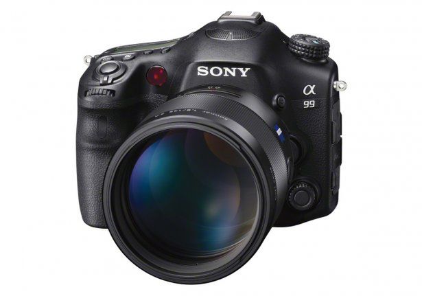 Sony SLT-A99 - pełna klatka z półprzezroczystym lustrem