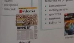 Dziennikarz „Gazety Polskiej Codziennie” wytyka, że  po 6 latach rządów PiS w podręczniku pojawia się „Gazeta Wyborcza”