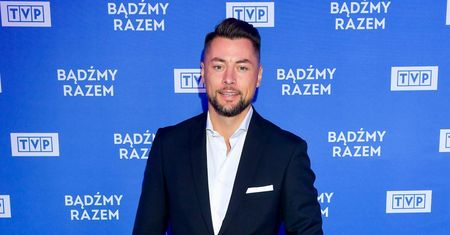 Z TVP Info do znanej sieci marketów. Popularny dziennikarz ma nową pracę