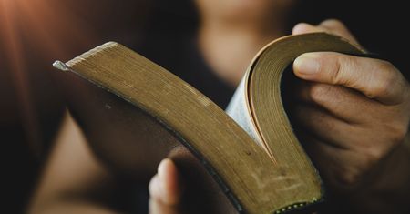 Księgi Starego Testamentu: najważniejsze informacje