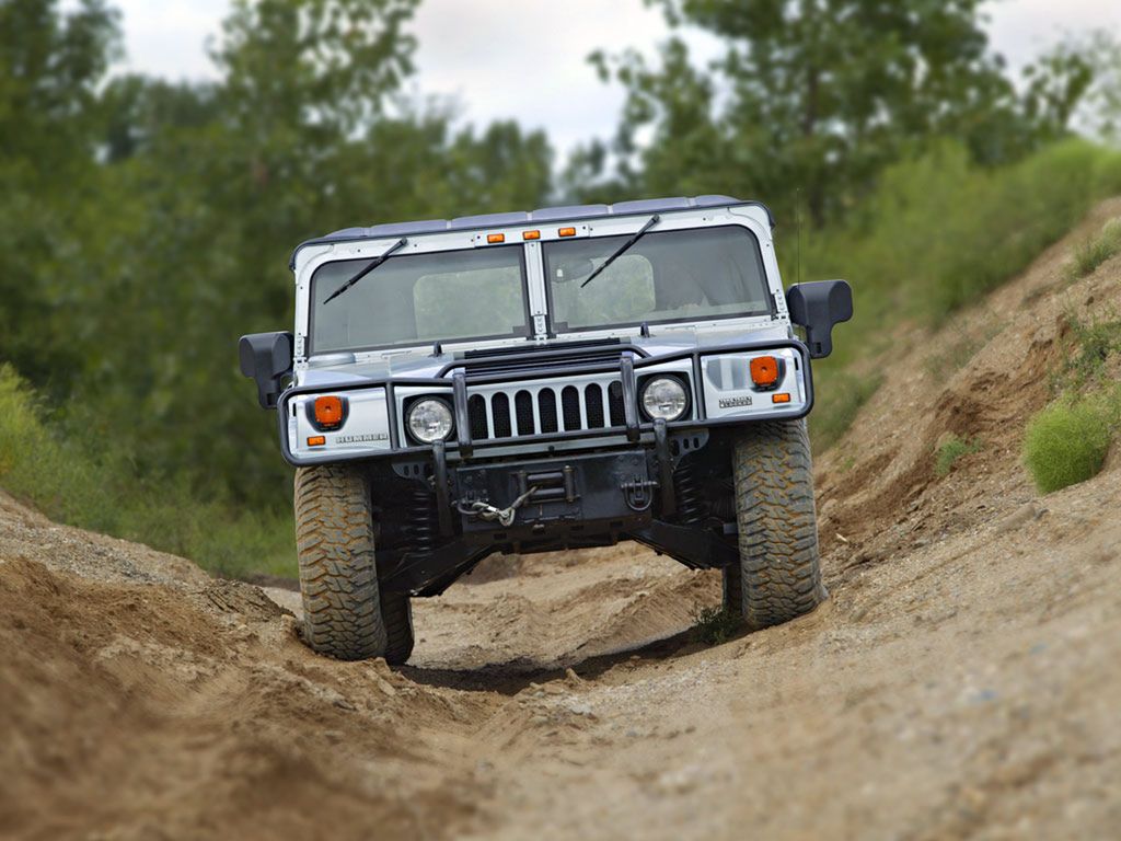 Hummer H1 (fot. carphotoshow.com)