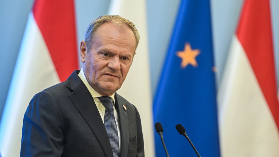 WARSAW , POLAND - JULY 07: Polish Prime Minister, Donald Tusk and the Dutch Prime Minister, Dick Schoof deliver a press statement following their meeting in Warsaw, Poland on July 07 2025. (Photo by Omar Marques/Anadolu via Getty Images)