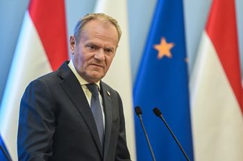 "Potraktowałem poważnie". Tusk skomentował deklarację Hołowni