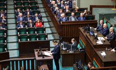 Bojkot Sikorskiego. Kaczyński i Błaszczak nie przyszli na expose