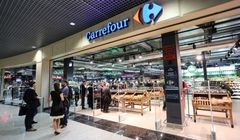 Carrefour rezygnuje z papierowych gazetek. Stawia na aplikację mobilną
