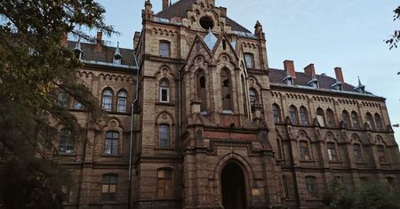 Polski pałac idzie pod młotek. Ogłoszono przetarg. Oto cena wywoławcza