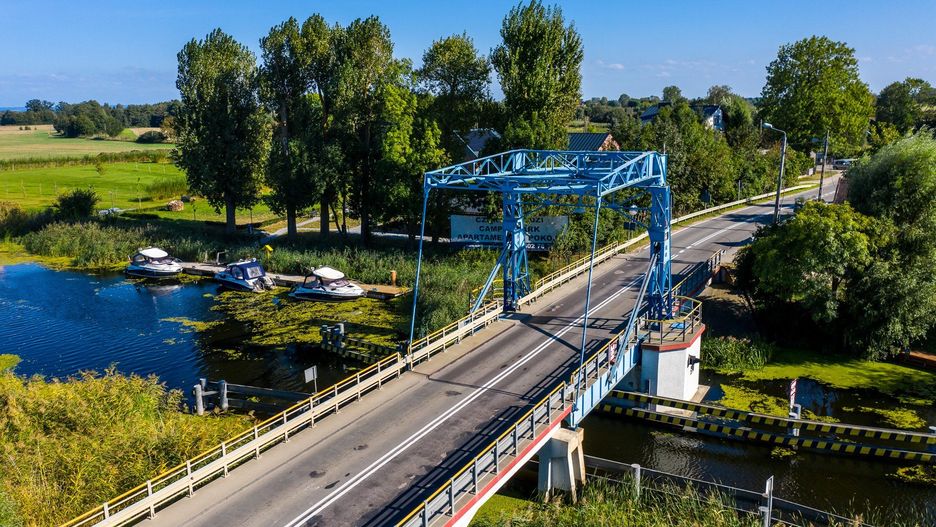 Trasa nr 502 w Rybinie, z obecnymi mostami zwodzonymi