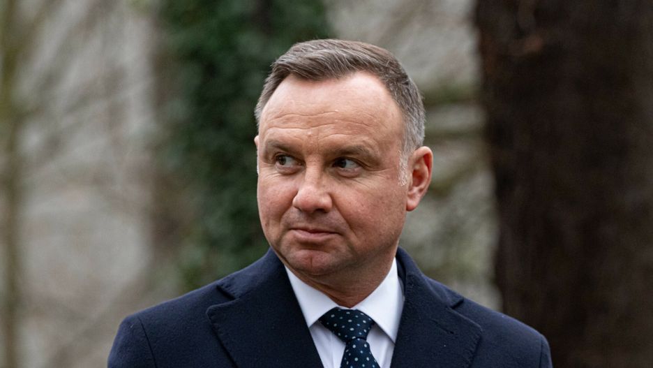Prezydent Andrzej Duda w PoznaniuFot. Karolina Adamska/East News, Poznan, 23.11.2021.  Wizyta prezydenta Andrzeja Dudy w Poznaniu. Zloznie wienca  na na grobie gen. Stanislawa Taczaka, na Cmetarzu Zaslozonych Wielkopolan.
N/z: Andrzej DudaKarolina Adamska
