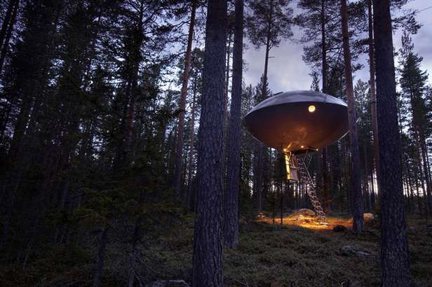 Daj się porwać obcym! Komfortowy domek w kształcie UFO