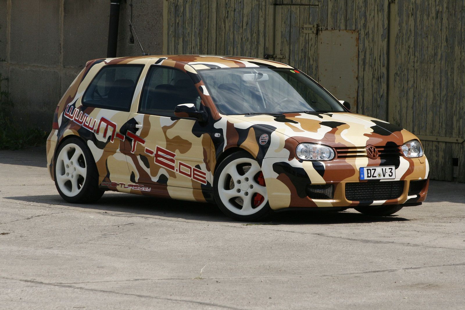 2003 Volkswagen Golf IV R32 MTE Turbochargers
