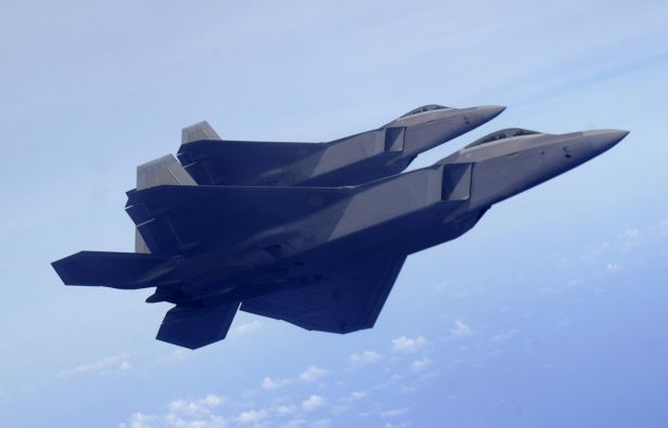 Raptor wciąż śmiertelnie groźny... dla swoich pilotów 3