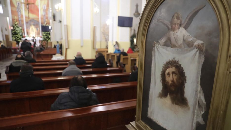 Złotoryja. Bezdomni urządzili w kościele libację (zdjęcie ilustracyjne)